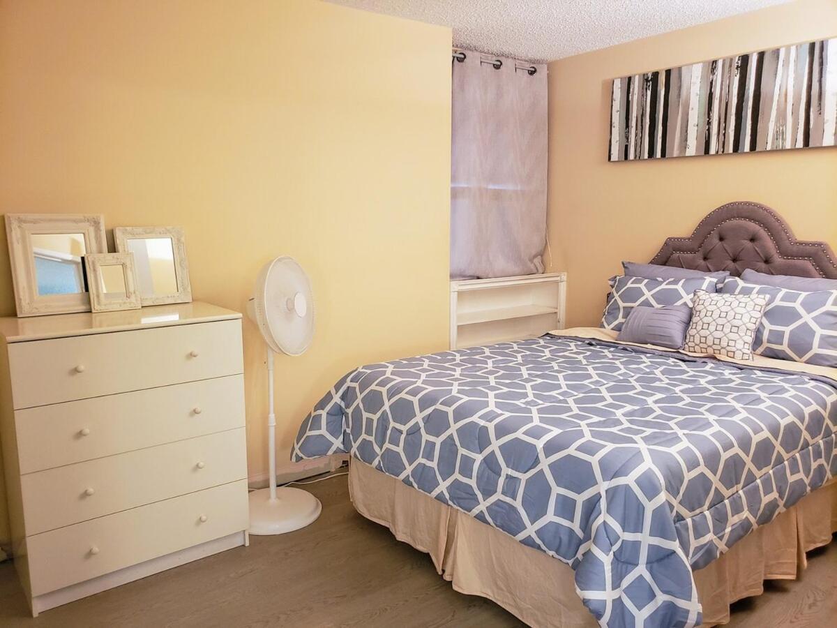 Modern 2 Bedroom Next To Stampede, 17Th W Parking